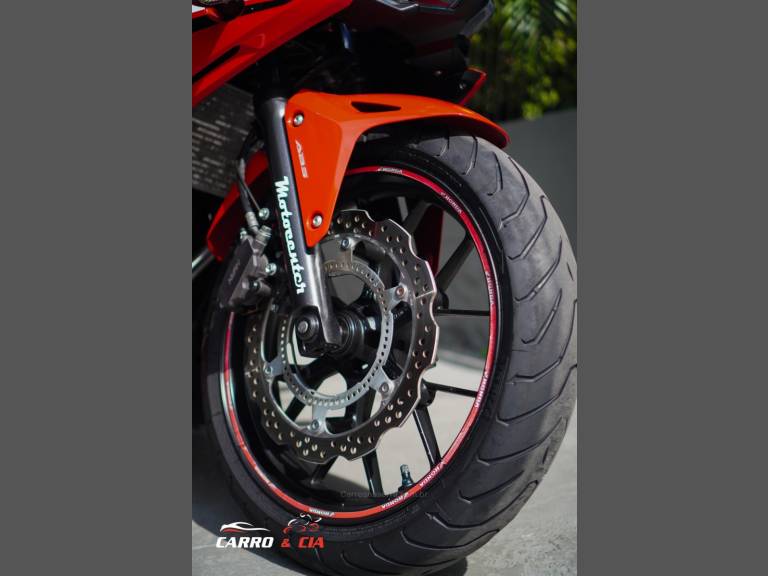 HONDA - CBR 500R - 2016/2016 - Vermelha - R$ 29.900,00