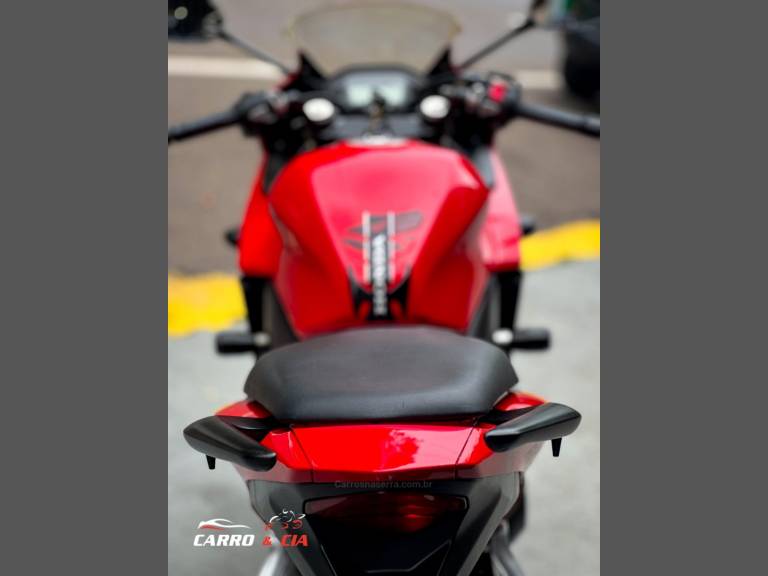 HONDA - CBR 500R - 2014/2014 - Vermelha - R$ 27.900,00