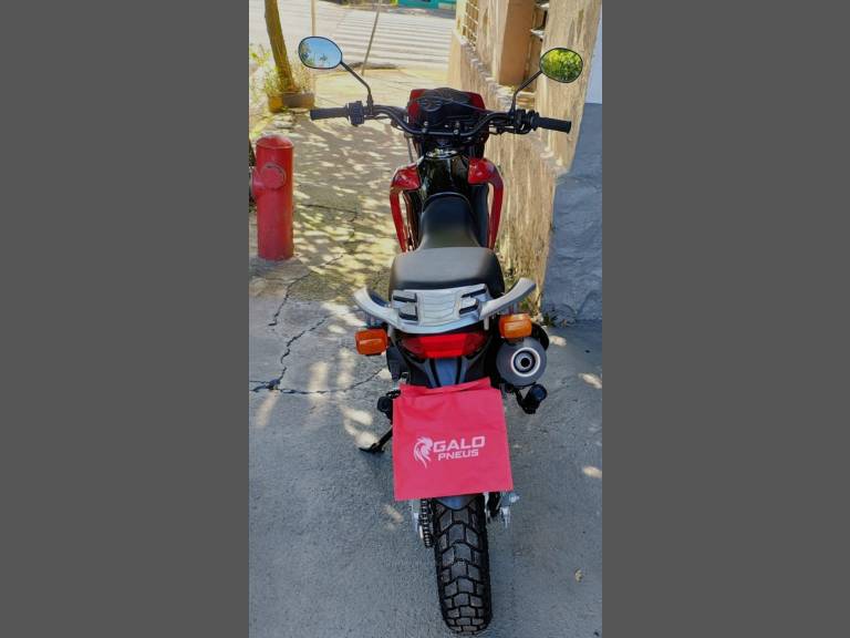 HONDA - NXR 125 - 2013/2013 - Vermelha - R$ 13.500,00