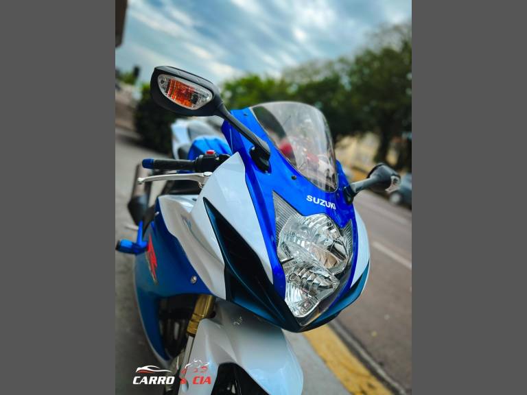 SUZUKI - GSX - 2014/2015 - Azul - R$ 54.900,00