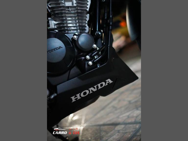 HONDA - CB 300F TWISTER - 2023/2023 - Vermelha - Sob Consulta