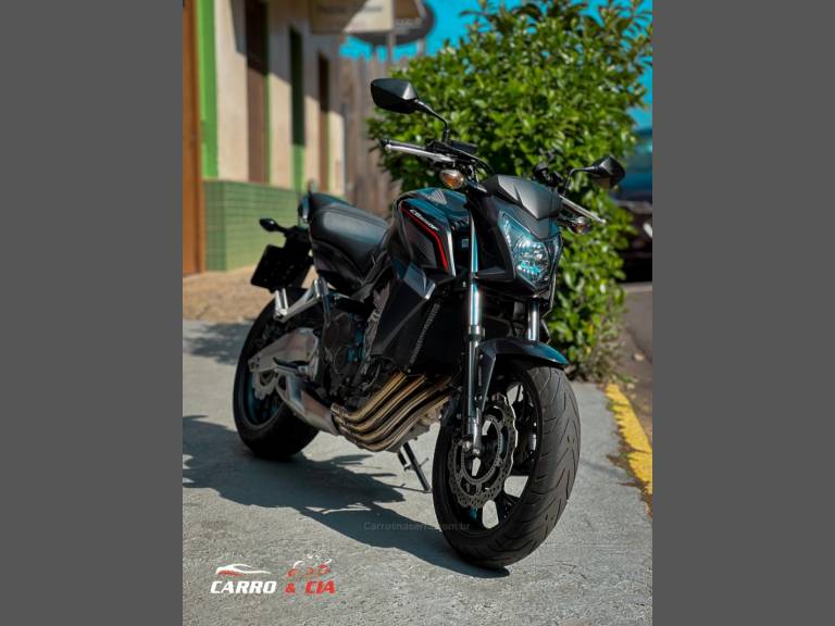 HONDA - CB 650 - 2015/2015 - Preta - R$ 44.900,00