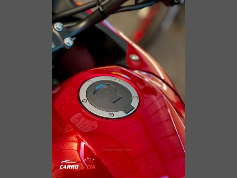 HONDA - CB 500 - 2017/2018 - Vermelha - R$ 40.900,00