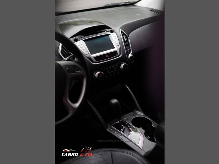 HYUNDAI - IX35 - 2013/2014 - Preta - R$ 72.500,00