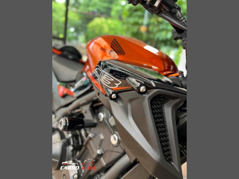 HONDA - CB 500F - 2020/2020 - Laranja - R$ 35.900,00