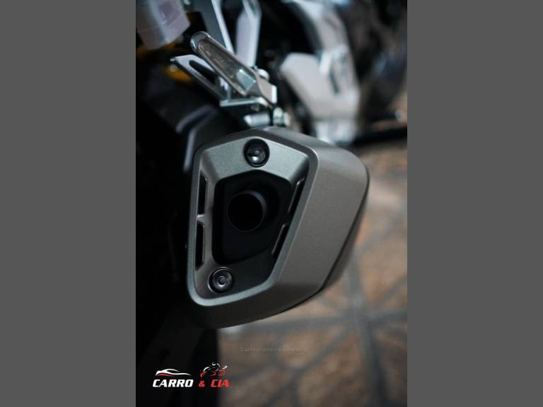 HONDA - CB 300F TWISTER - 2023/2023 - Vermelha - Sob Consulta