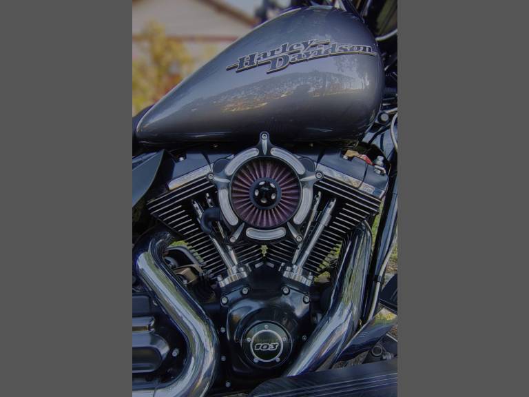 HARLEY-DAVIDSON - STREET GLIDE - 2014/2015 - Cinza - R$ 78.900,00