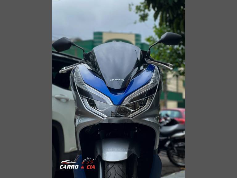 HONDA - PCX - 2020/2020 - Cinza - R$ 17.900,00