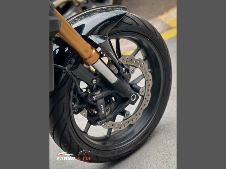 HONDA - CB 500F - 2023/2023 - Cinza - R$ 44.900,00