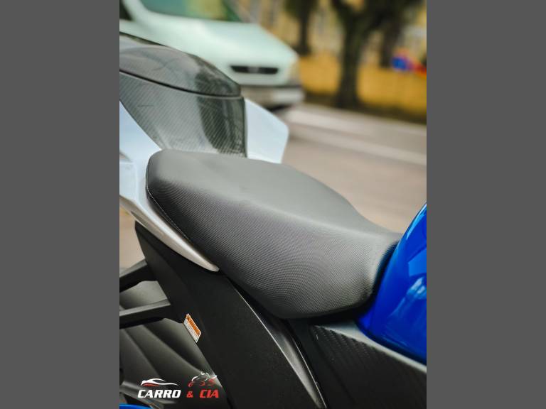 SUZUKI - GSX - 2014/2015 - Azul - R$ 54.900,00