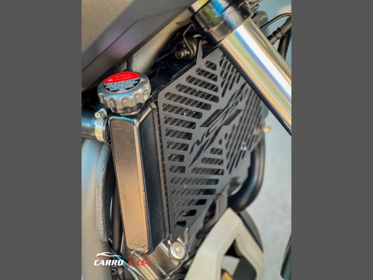 HONDA - NC 750X - 2021/2021 - Verde - R$ 47.900,00