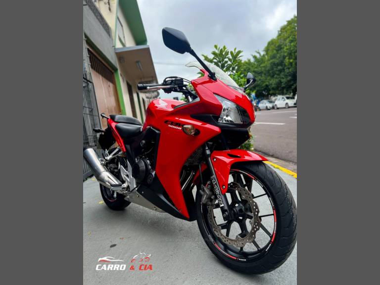 HONDA - CBR 500R - 2014/2014 - Vermelha - R$ 27.900,00
