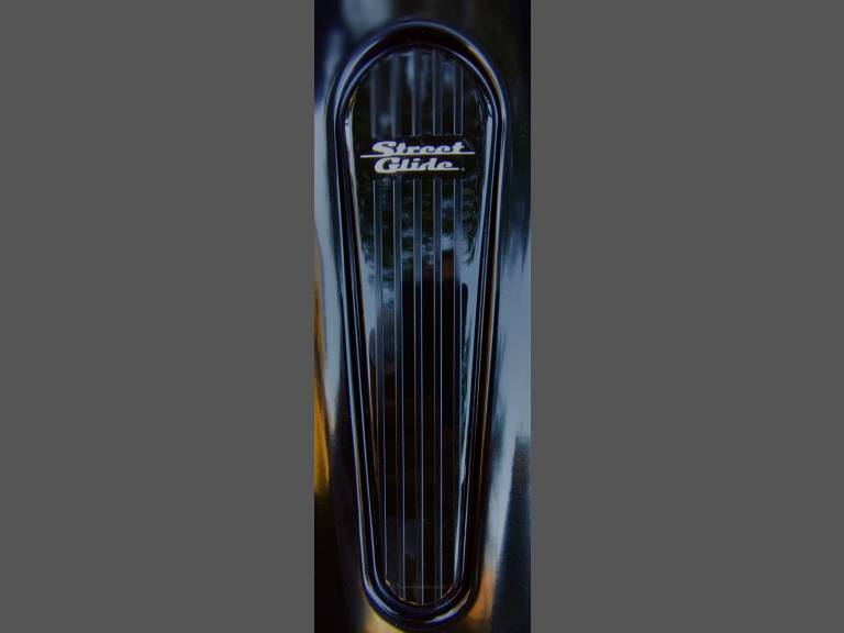 HARLEY-DAVIDSON - STREET GLIDE - 2014/2015 - Cinza - R$ 78.900,00