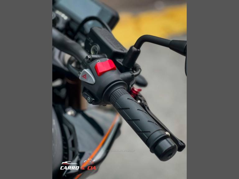 HONDA - CB 500F - 2023/2023 - Cinza - R$ 44.900,00