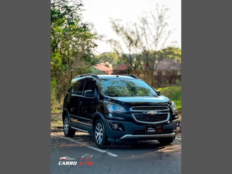 CHEVROLET - SPIN - 2017/2018 - Preta - R$ 68.900,00