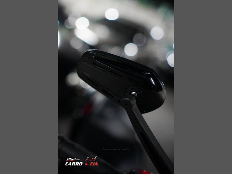 HONDA - CB 300F TWISTER - 2023/2023 - Vermelha - Sob Consulta
