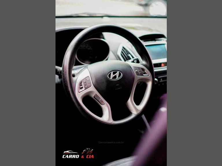 HYUNDAI - IX35 - 2013/2014 - Preta - R$ 72.500,00