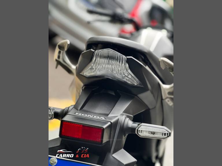 HONDA - CB 250F TWISTER - 2022/2022 - Cinza - R$ 23.500,00