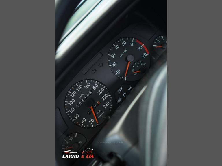 PEUGEOT - 306 - 1995/1995 - Preta - R$ 89.900,00