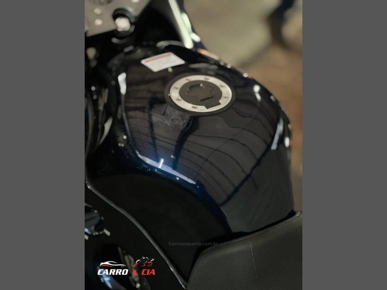 SUZUKI - GSX - 2006/2006 - Azul - R$ 30.900,00