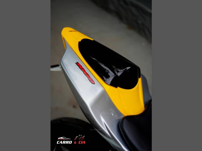 SUZUKI - GSXR - 2008/2008 - Amarela - R$ 44.900,00