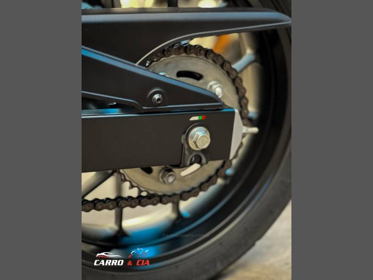 HONDA - CB 500 - 2017/2018 - Vermelha - R$ 40.900,00