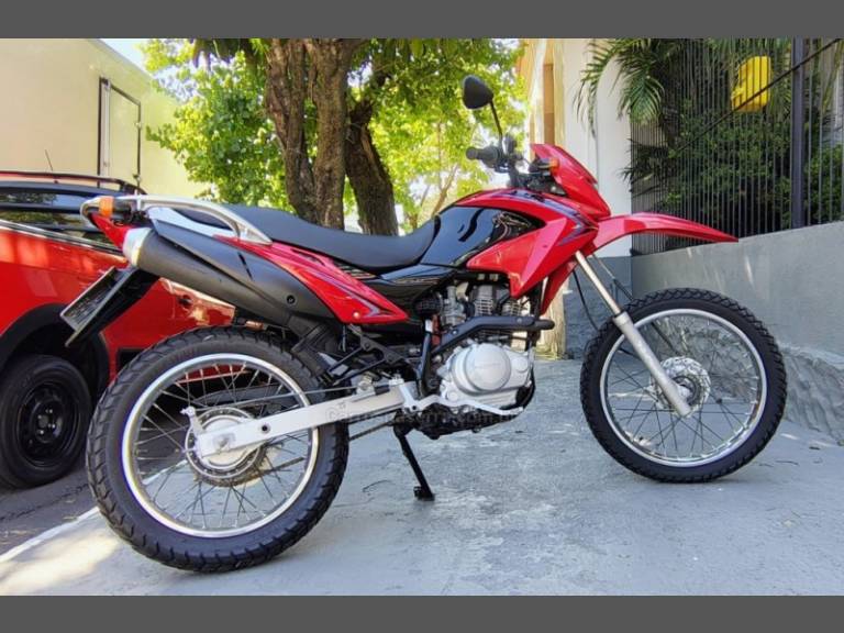 HONDA - NXR 125 - 2013/2013 - Vermelha - R$ 13.500,00
