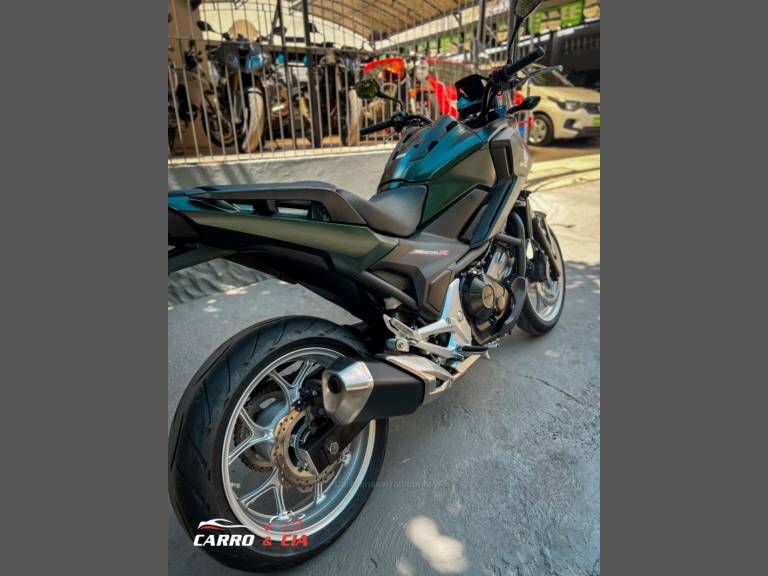 HONDA - NC 750X - 2021/2021 - Verde - R$ 47.900,00