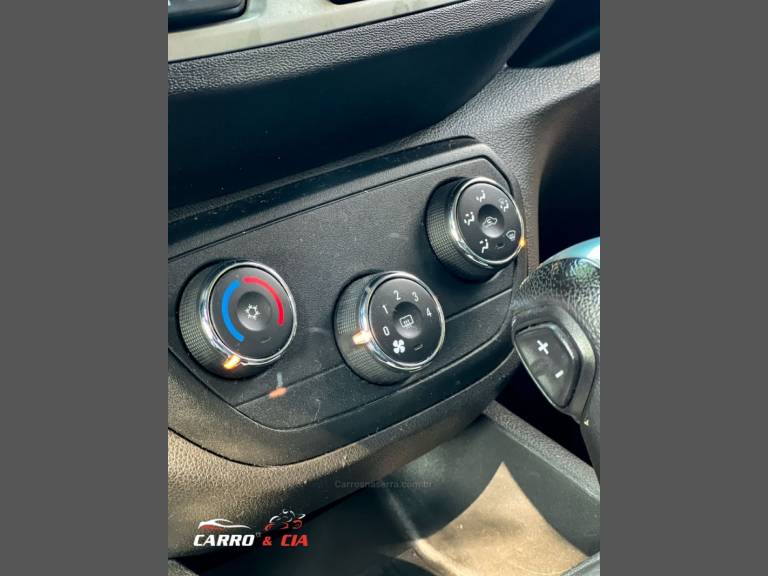 CHEVROLET - SPIN - 2017/2018 - Preta - R$ 68.900,00