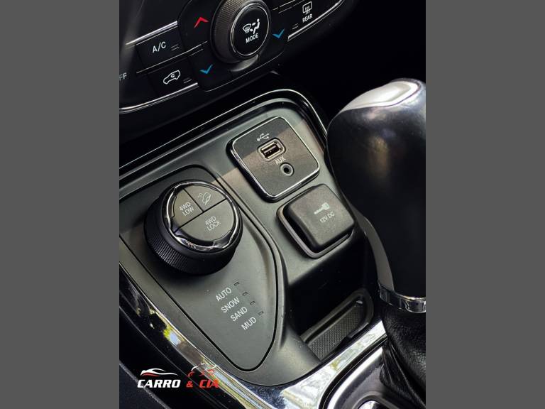 JEEP - COMPASS - 2018/2018 - Branca - R$ 140.900,00