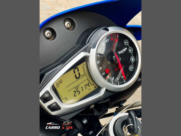 TRIUMPH - SPEED TRIPLE - 2014/2014 - Azul - R$ 39.900,00