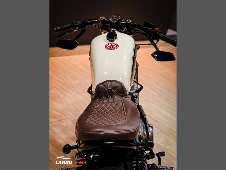 HONDA - CB 400 - 1982/1982 - Branca - R$ 29.900,00