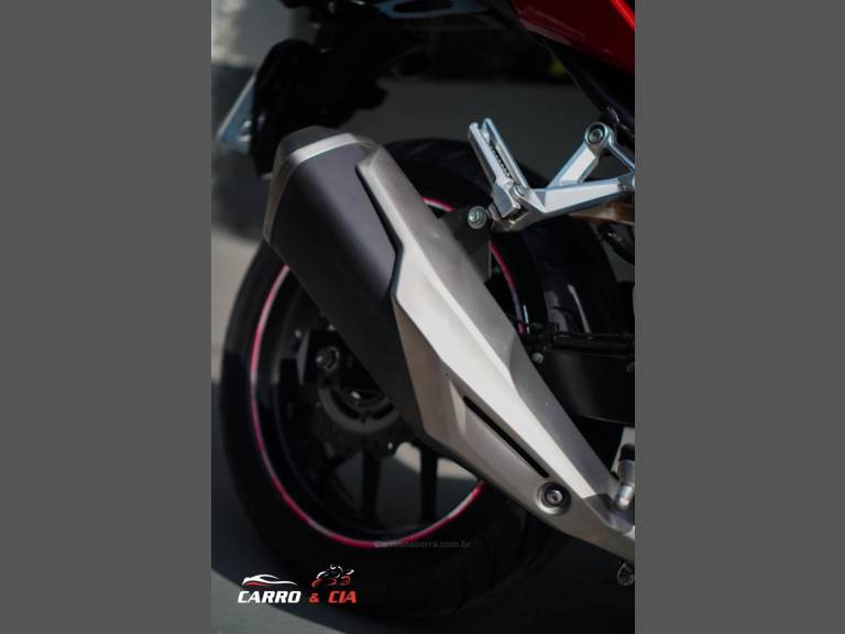 HONDA - CBR 500R - 2016/2016 - Vermelha - R$ 29.900,00