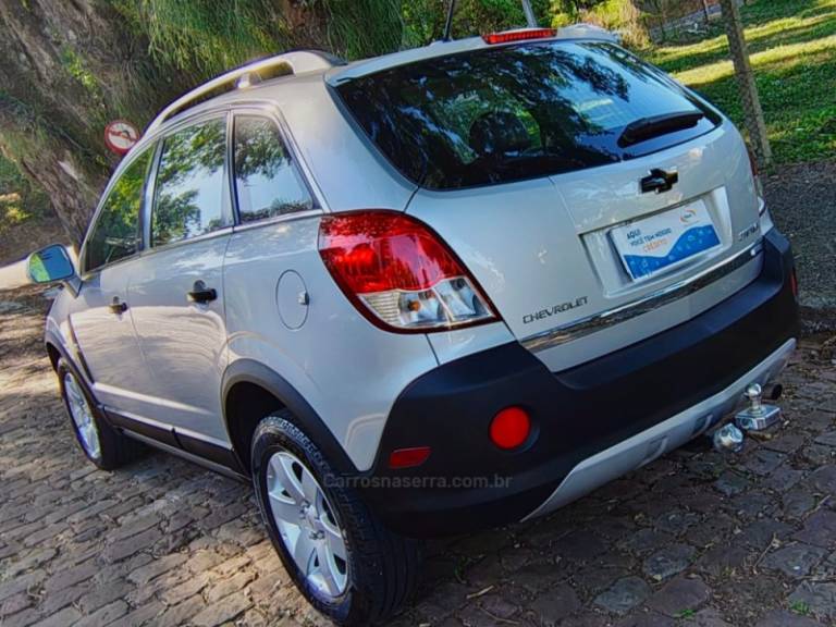 CHEVROLET - CAPTIVA - 2011/2011 - Prata - R$ 47.900,00