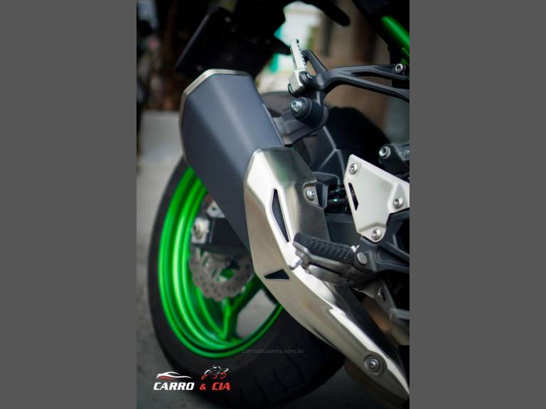 KAWASAKI - Z900 - 2023/2023 - Preta - R$ 58.900,00