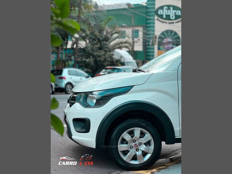 FIAT - MOBI - 2018/2018 - Branca - R$ 46.900,00