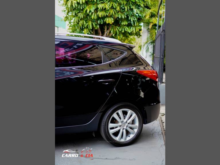 HYUNDAI - IX35 - 2013/2014 - Preta - R$ 72.500,00
