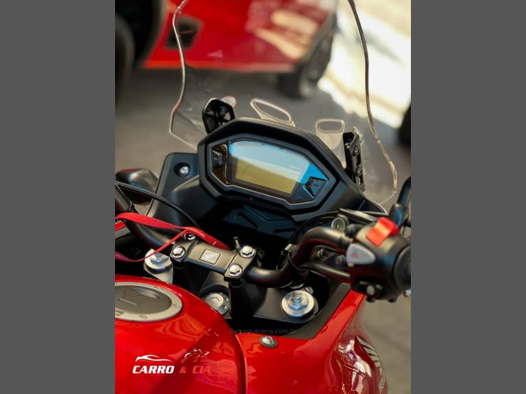 HONDA - CB 500 - 2017/2018 - Vermelha - R$ 40.900,00