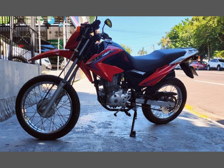 HONDA - NXR 125 - 2013/2013 - Vermelha - R$ 13.500,00
