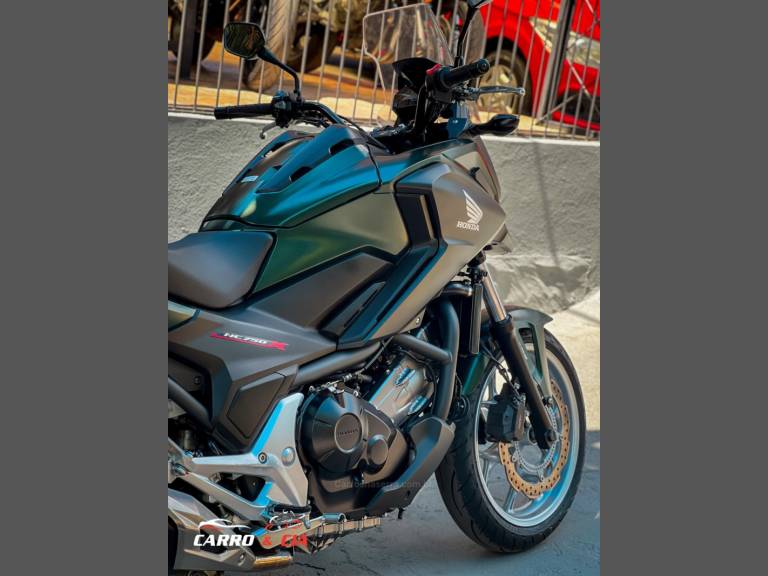 HONDA - NC 750X - 2021/2021 - Verde - R$ 47.900,00