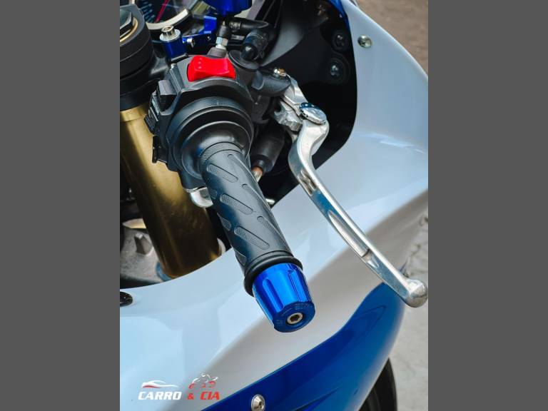 SUZUKI - GSX - 2014/2015 - Azul - R$ 54.900,00