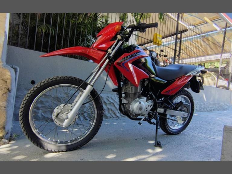 HONDA - NXR 125 - 2013/2013 - Vermelha - R$ 13.500,00