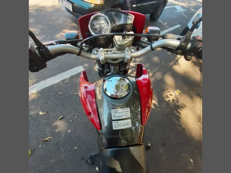HONDA - NXR 150 - 2011/2011 - Vermelha - R$ 13.500,00